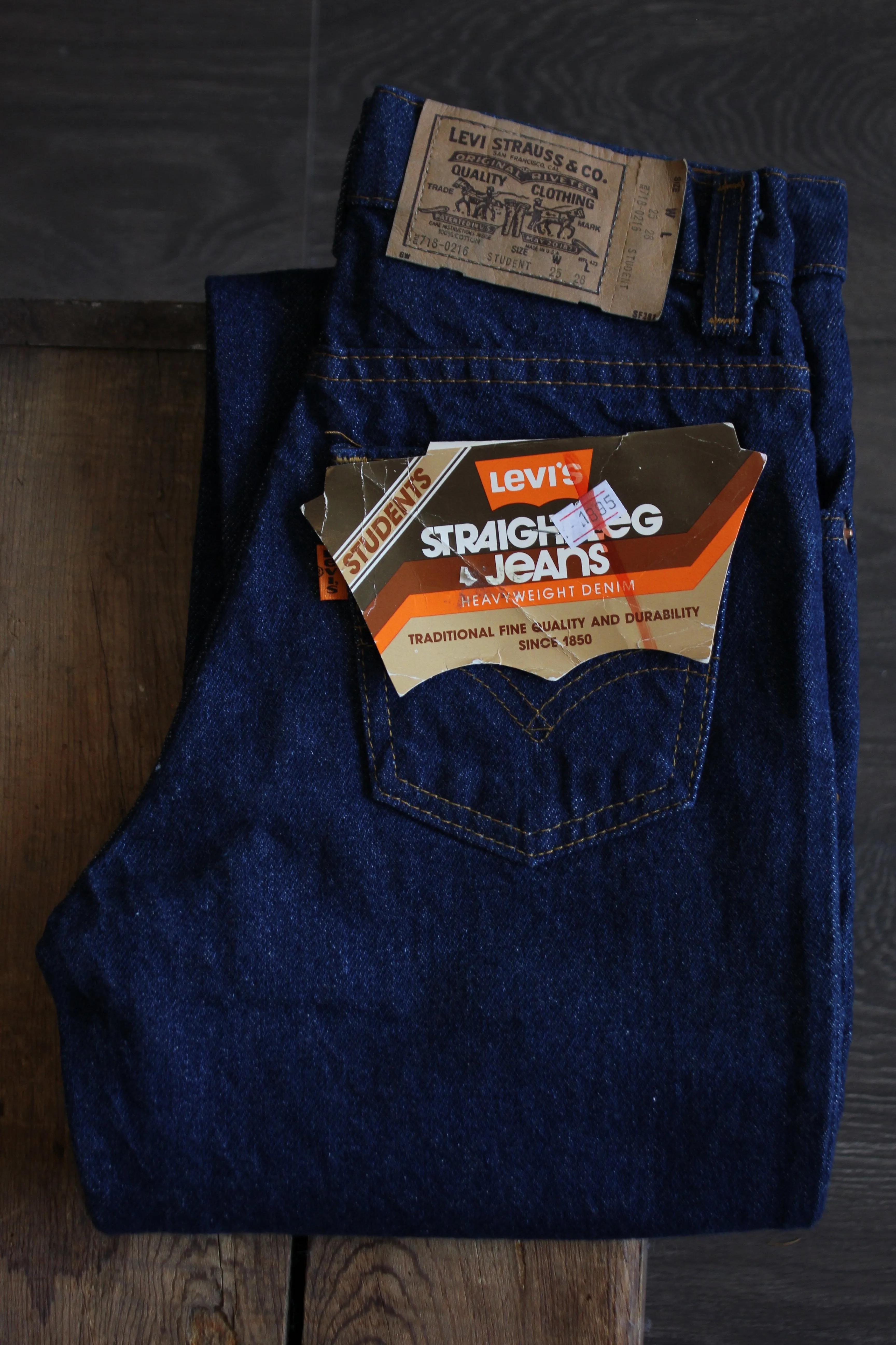 Vintage 1970's Deadstock Levi's 718 (Student)